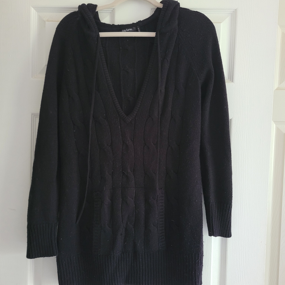Daisy Fuentes Black Cable-Knit V-Neck Hooded Sweater